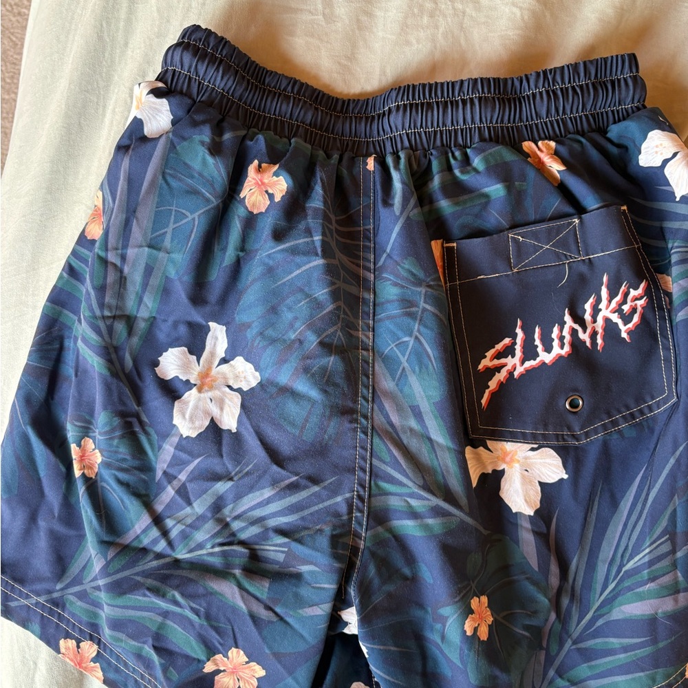 Slunks Men's Floral Athletic Shorts - Blue